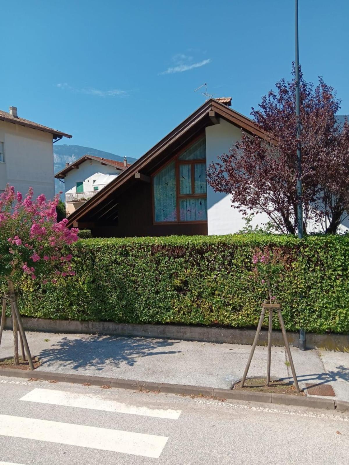 Casa Sally San Michele all'Adige Luaran gambar